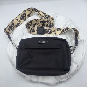 COCOPUP LONDON Black Dog Walking Bag